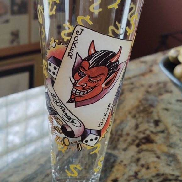 ED HARDY pilsner beer glasses NWOT 🍻 - Picture 3 of 11